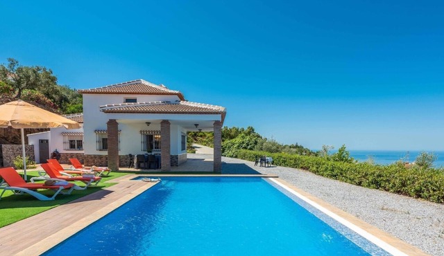Villa Dajabe Sayalonga by Ruralidays