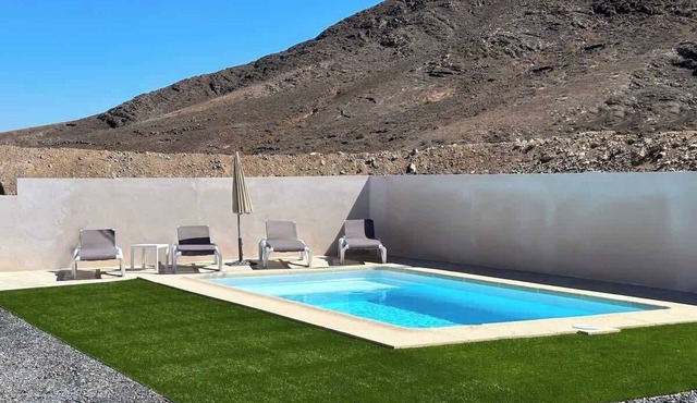 Villa in the mountains with pool in Fuerteventura