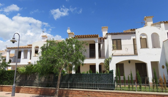 Villa "La Platera 345" with Private Terrace, Shared Pool & Wi-Fi