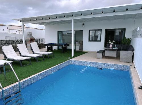 Villa Mike & Villa Angela