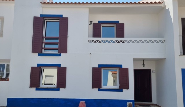 Villa Porto Covo 100m from beach "long stays welcome"