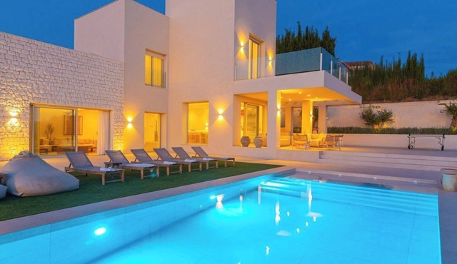 Villa Selena Antequera by Ruralidays