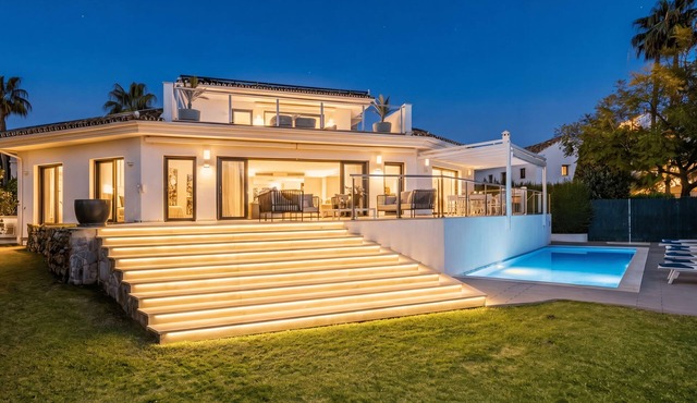 Villa Sharma by Vacation Marbella