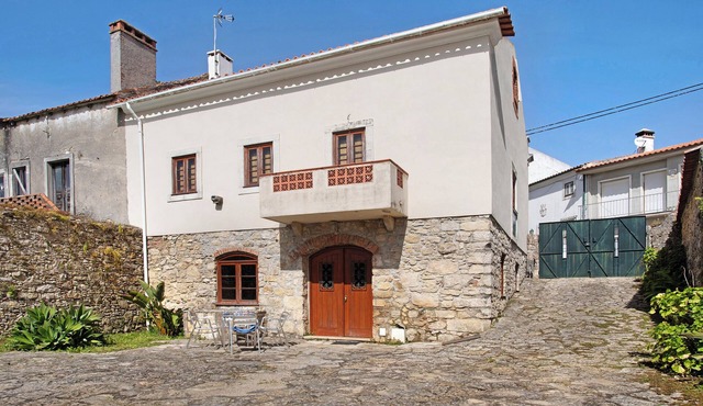 Villa "Silver Coast" with Mountain View & Garden