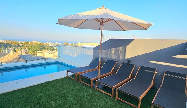 Villa with Private Pool and Sea Views, Near Airport and Beach for 6 Guests
