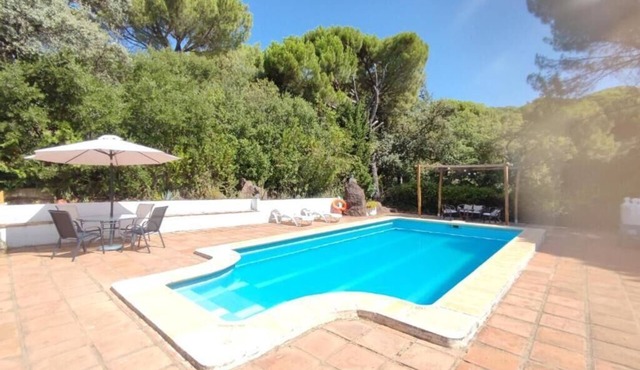 Villa with swimming pool in Trassierra, Cordoba