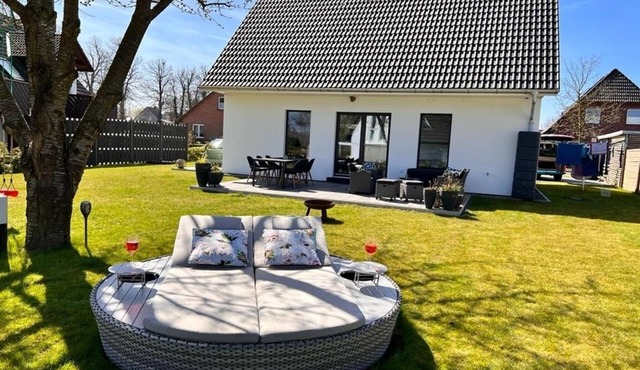 Walk to the Beach – Family-Friendly Home Between Wismar and Boltenhagen, EV Charger Onsite!
