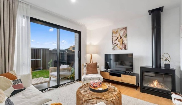 Wanaka Riverside Retreat
