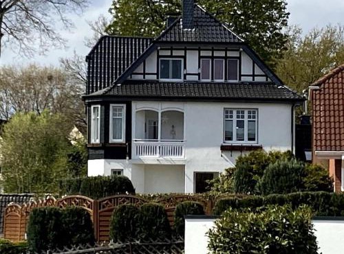 Wohnung in stilvoller Villa