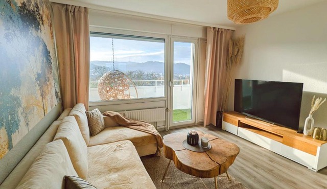 Wohnung mit Balkon und Aufzug