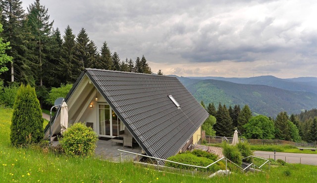 Wolftalblick Holiday Home with Mountain Views, Private Terrace and Wi-Fi