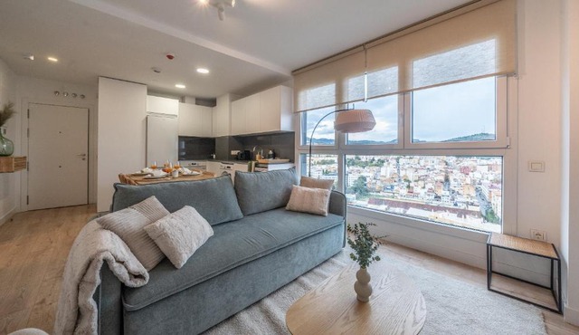 XPCE Urban 21 MALAGA SKYLINE - Parking Free