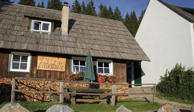 Zirbenhütte - Almdorf Tonnerhütte