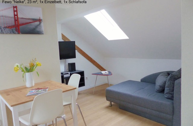 2-room apartment, 23 m², quiet location, close to the center, Ferienwohnungen Flora