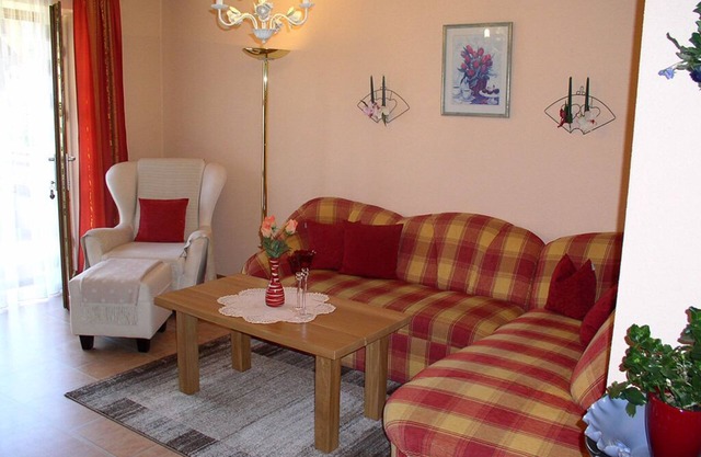 55m2 großes Feriendomizil im EG mit Terrasse und WLAN
