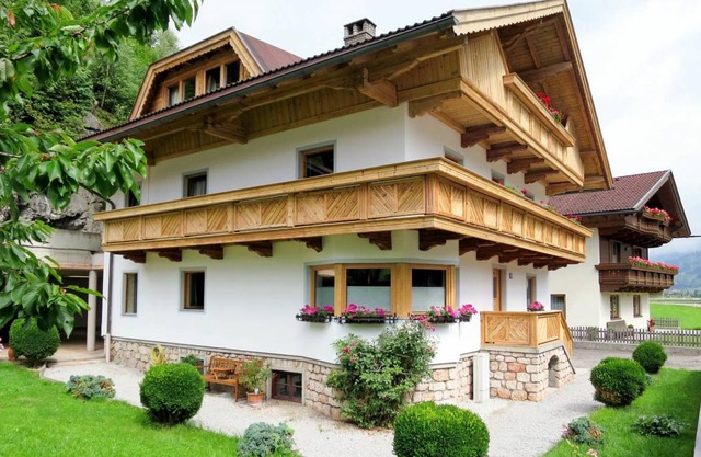 75 m² Apartment ∙ 2 bedrooms ∙ 5 guests