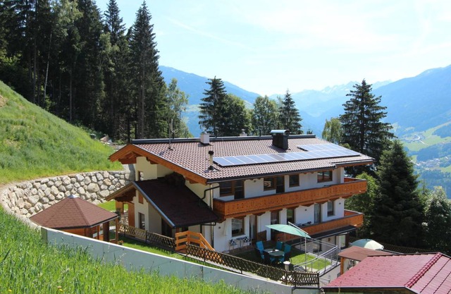 80 m² Apartment ∙ 3 bedrooms ∙ 4 guests