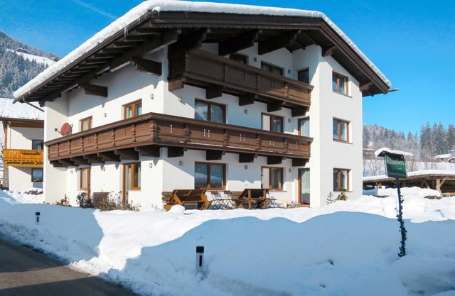90 m² Apartment ∙ 3 bedrooms ∙ 7 guests