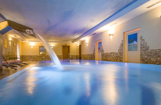 90 m² Apartment ∙ 2 bedrooms ∙ 10 guests