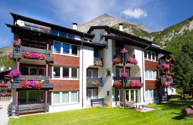 Apartment ∙ 2 bedrooms ∙ 5 guests