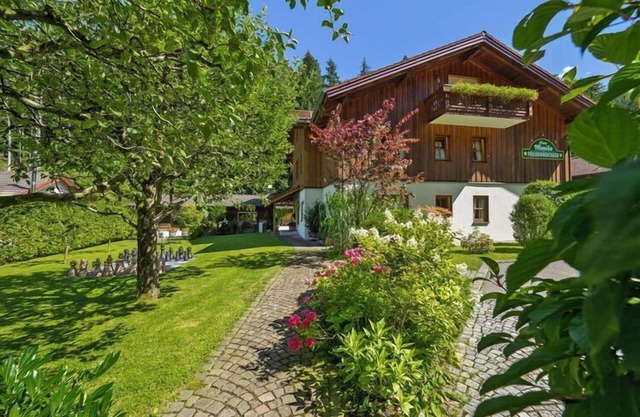 Apartment in Bayerisch Gmain with parking space