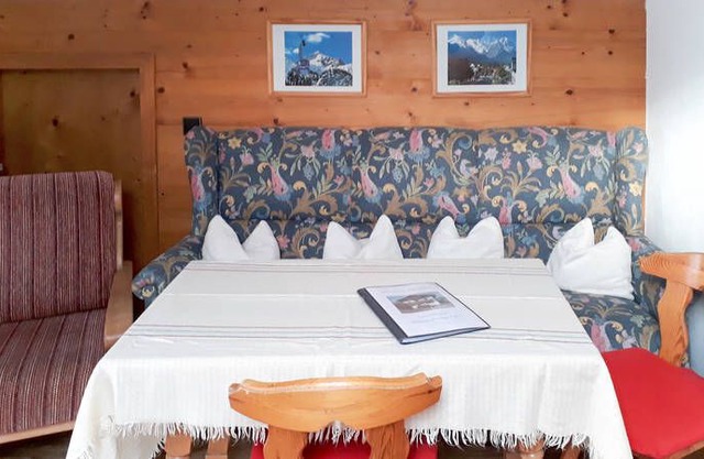Apartment Wohnung Kramer in Farchant, Bavarian Alps - 3 persons, 1 bedroom
