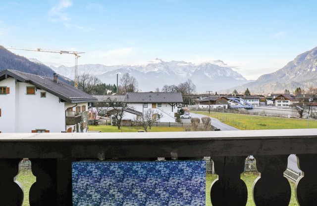 Beautiful Holiday Apartment Haus Andrä with Mountain View, Wi-Fi, Balcony & Garden; Parking Available