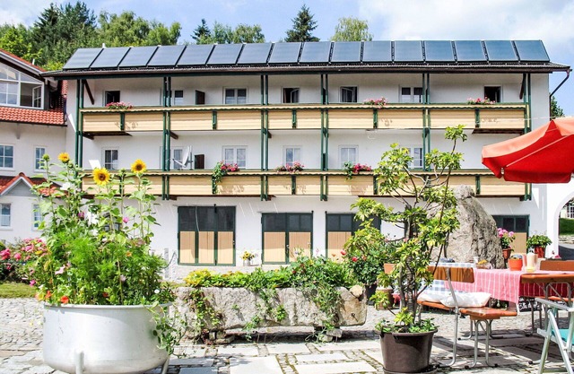 Beautiful private villa for 17 people with WIFI, pool, TV, terrace and pets allowed