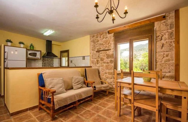 Casa Ana People 