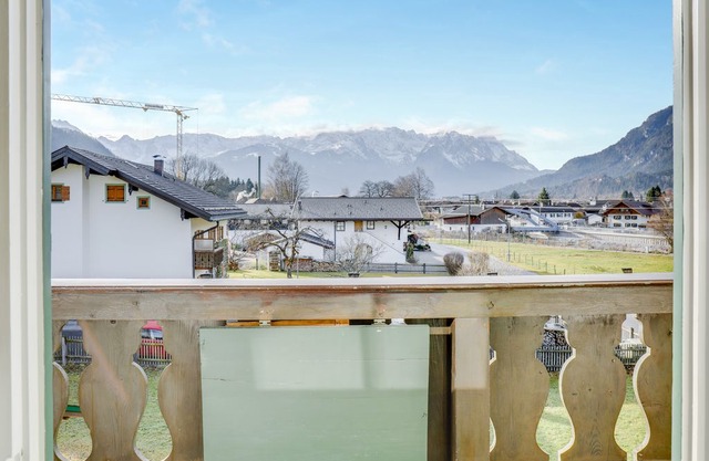 Charming Holiday Apartment Haus Andrä with Mountain View, Wi-Fi, Balcony & Garden; Parking Available