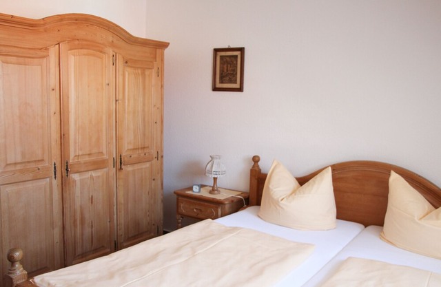 Ferienwohnung 1, 37qm mit 1 Schlafzimmer und Balkon für max. 4 Personen