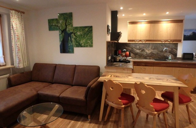 Ferienwohnung 5 Watzmannkind für 1-3 Pers., ca. 70 m², 2 SZ, Wohnkü., 2 Bäder, 2 Bk