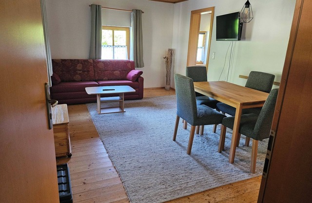 Gemütliche Mit Terrasse Und Streichelzoo 