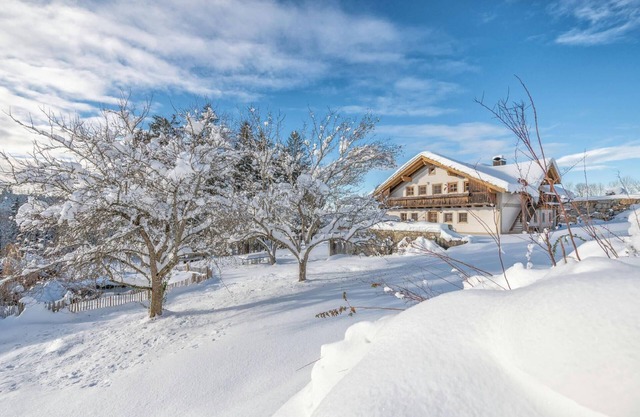 Holiday Breitenberg Persons Bedrooms 