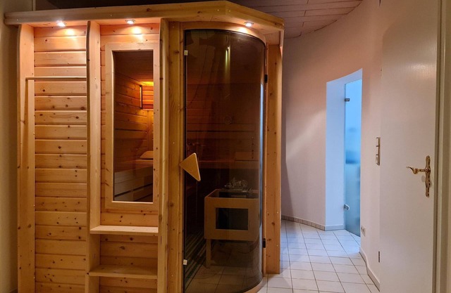 Holiday Nüdlingen Persons Bedrooms 