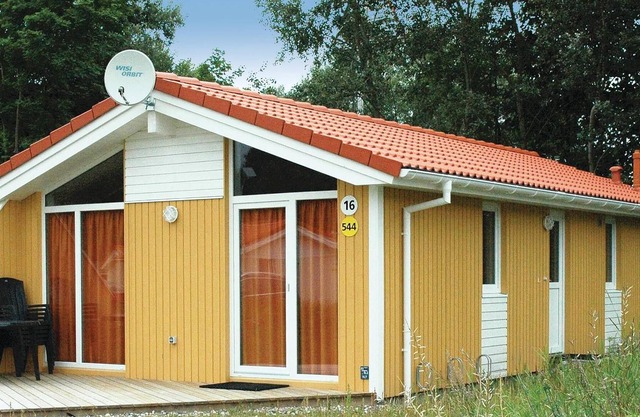 In this small cottage you will find everything you need to spend a relaxing vacation by the sea.