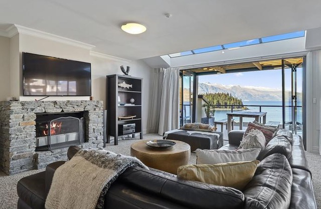 Luxury Beacon Penthouse
