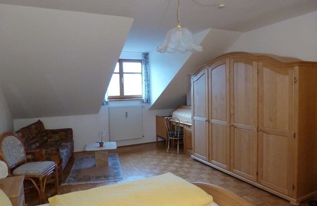 Ruhige und gemütliche Ferienwohnung (64qm) mit Balkon