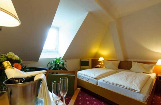 Superior Double Room - Akzent Hotel Goldner Stern & Sternla
