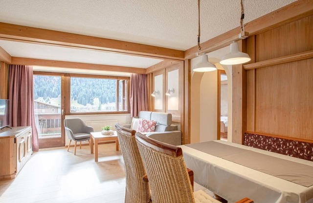 Vacation apartment/apartment for 6 guests with 55m² in Grän (166379)