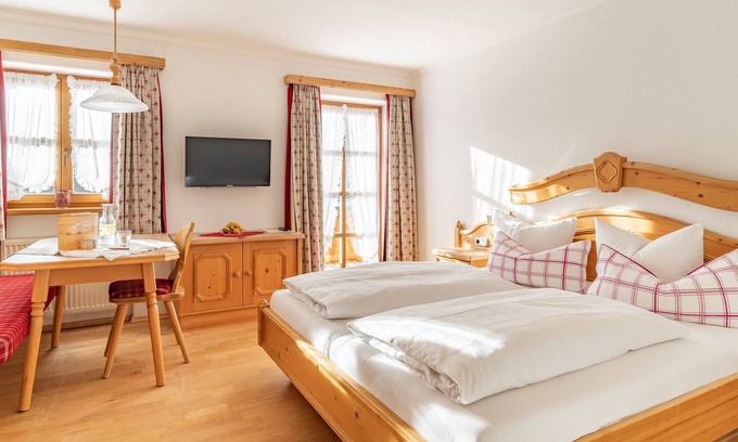 Reit im Winkl Apartment | (08) Ein-Raum-Ferienwohnung