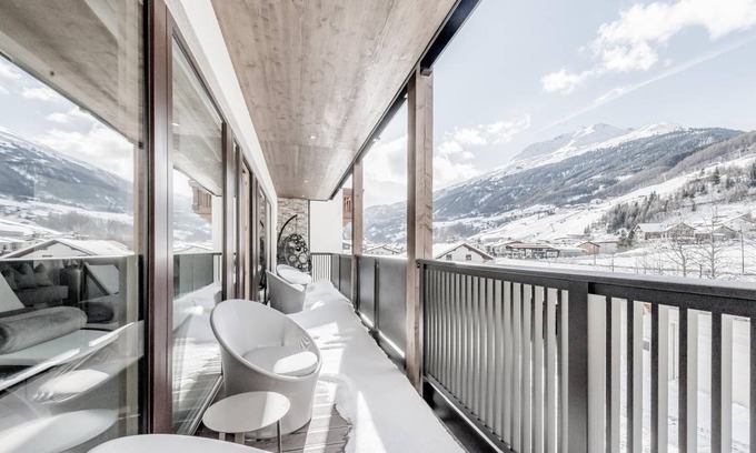 Soelden Apartment | 100 m² Apartment ∙ 3 bedrooms ∙ 8 guests