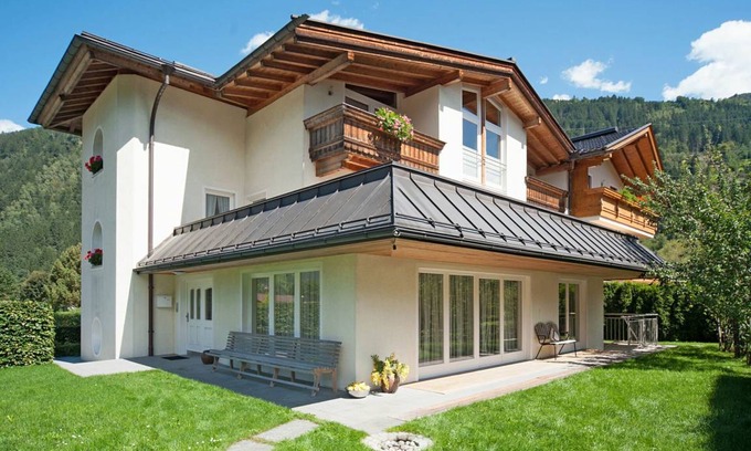 Distelberg Apartment | 100 m² Apartment ∙ 4 bedrooms ∙ 8 guests