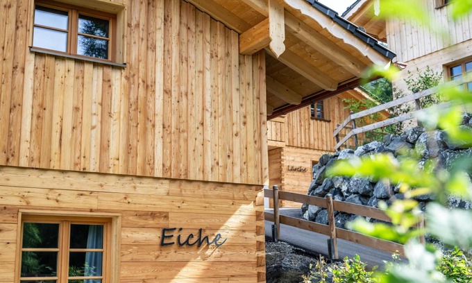 Burgberg Cabin | 100 m² Cabin ∙ 2 bedrooms ∙ 4 guests