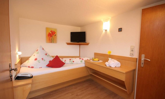 Blaichach Hotel | 11 m² Hotel ∙ 1 guest