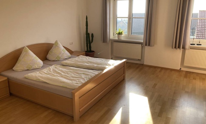 Hemau Apartment | 110 m² Apartment ∙ 2 bedrooms ∙ 5 guests