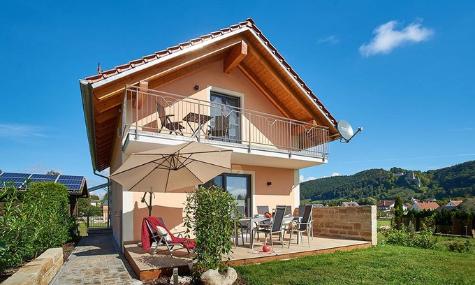 Riedenburg House | 115 m² House ∙ 4 bedrooms ∙ 7 guests