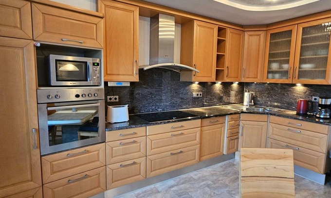 Furstenfeldbruck District Apartment | 120 m² Apartment ∙ 3 bedrooms ∙ 6 guests