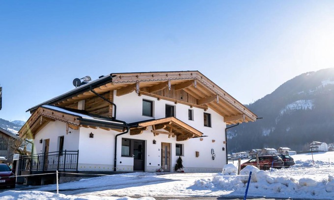 Zillertal House | 120 m² House ∙ 5 bedrooms ∙ 11 guests