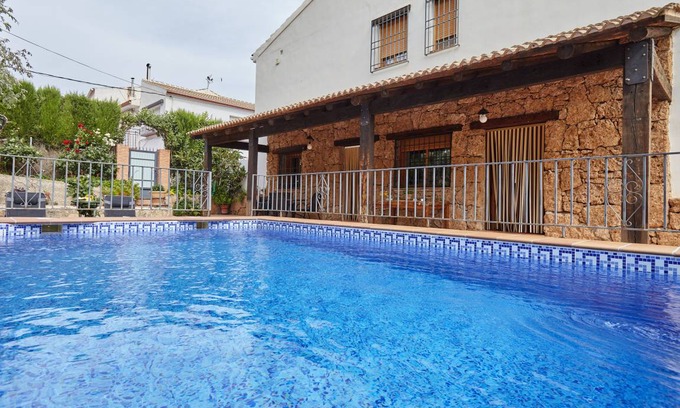 Arbuniel House | 120 m² House ∙ 4 bedrooms ∙ 9 guests